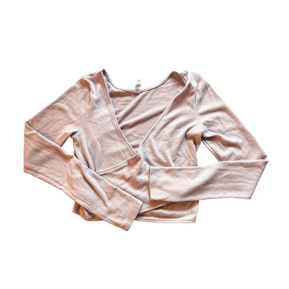 ALO Yoga Amelia Luxe Long Sleeve Crop Top in Buff - Picture 1 of 5